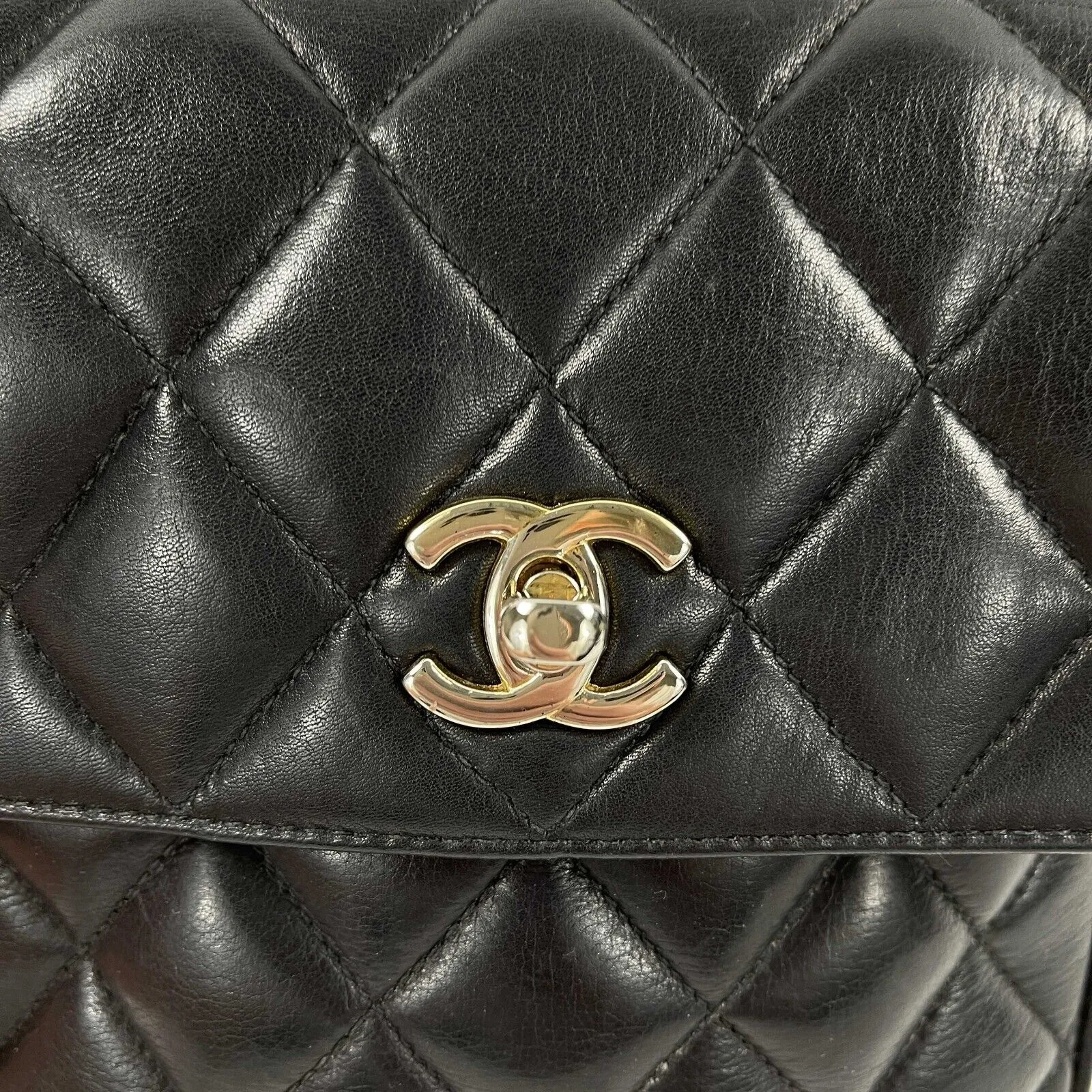 CHANEL Vintage 80s-90s Flap Crossbody Small