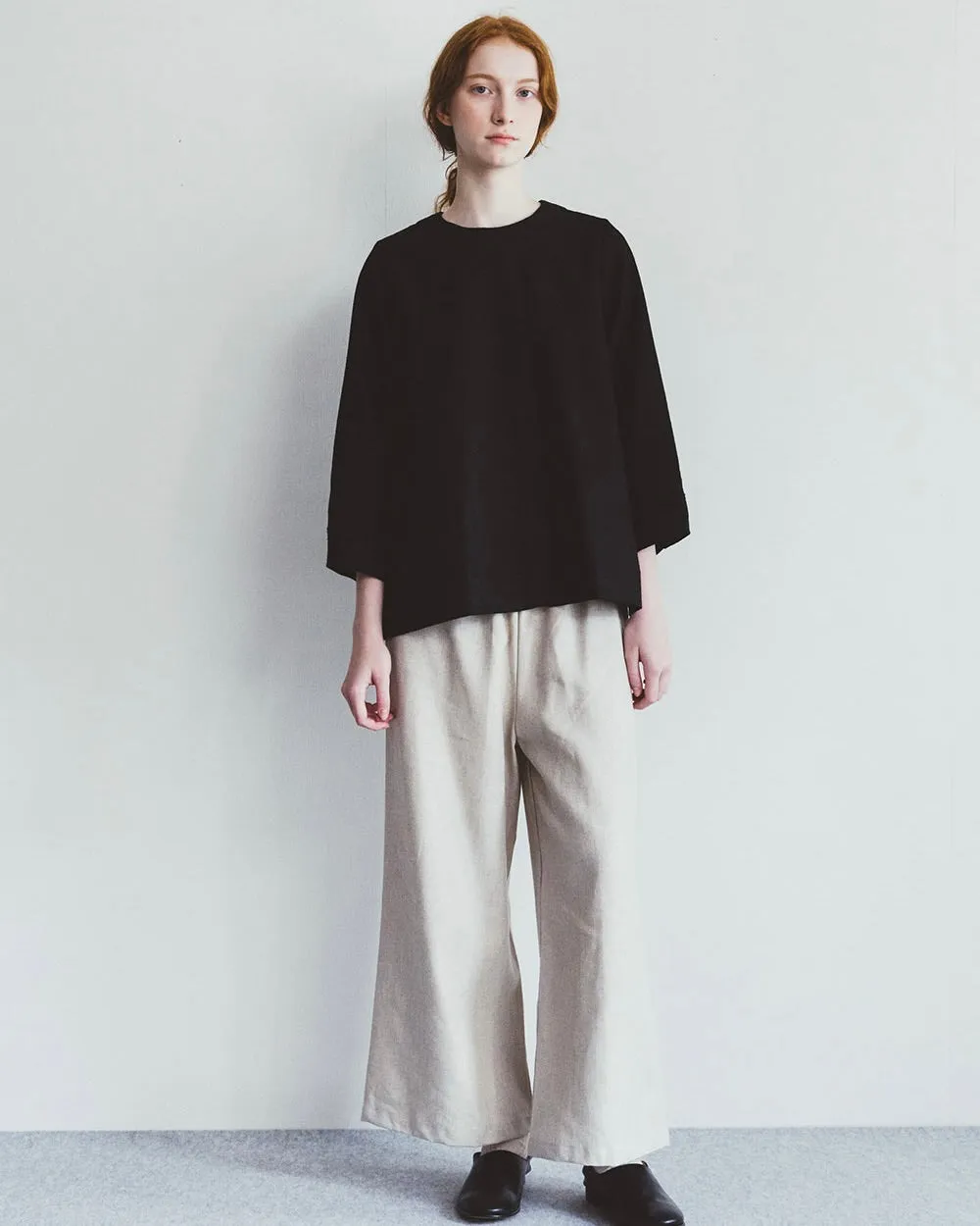 Himani Pant: Wool Linen Natural