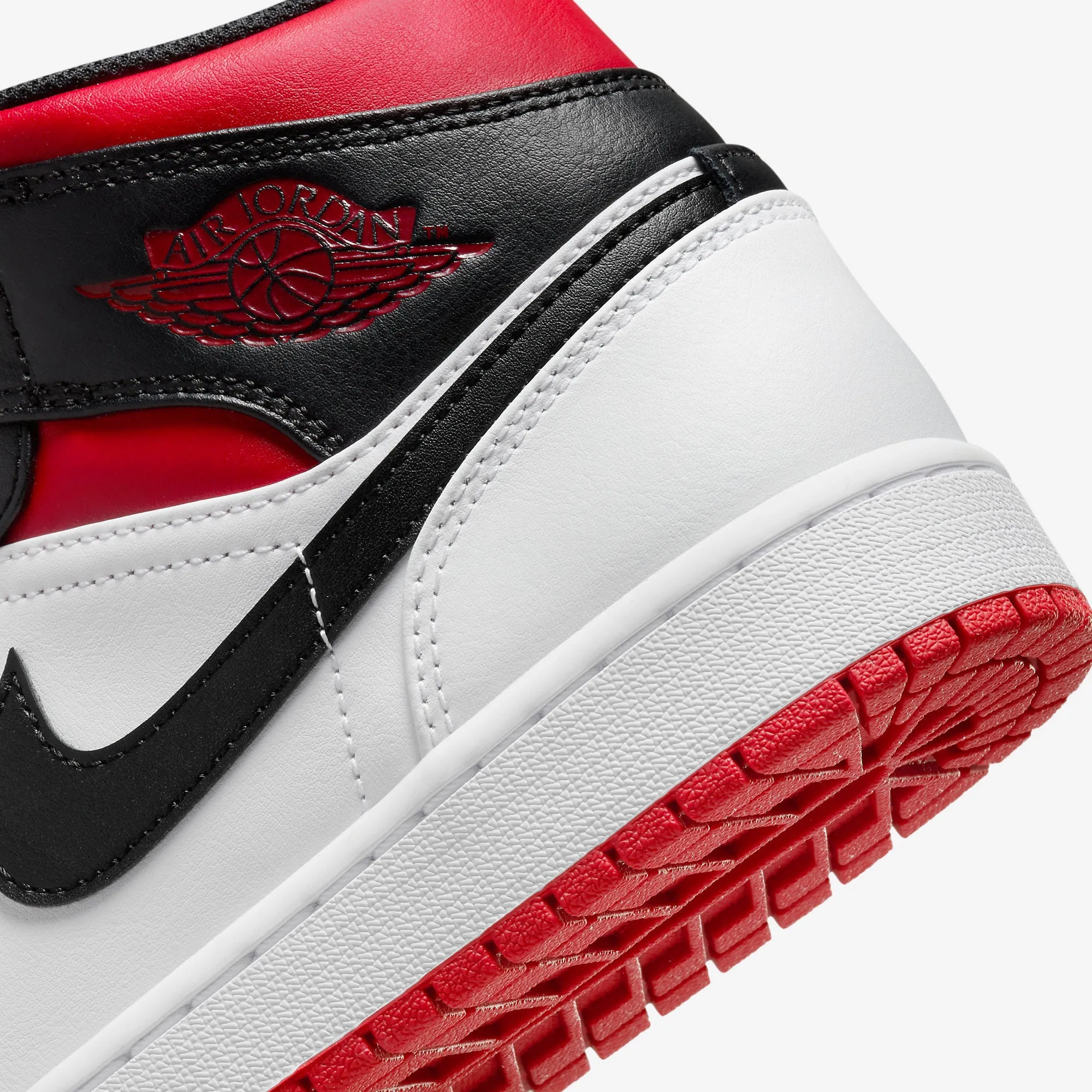 (Men's) Air Jordan 1 Mid 'Gym Red / Black Toe' (2023) DQ8426-106