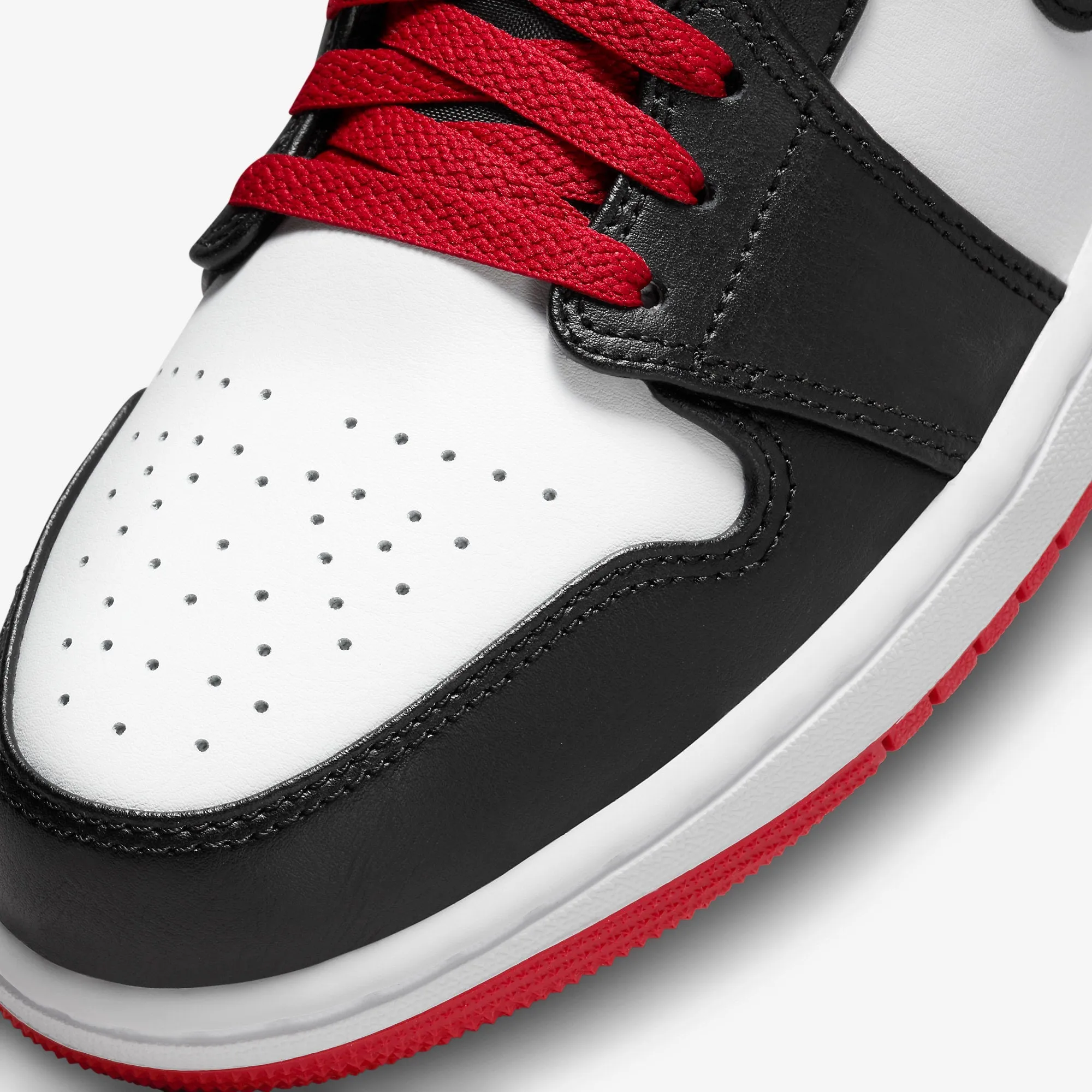 (Men's) Air Jordan 1 Mid 'Gym Red / Black Toe' (2023) DQ8426-106