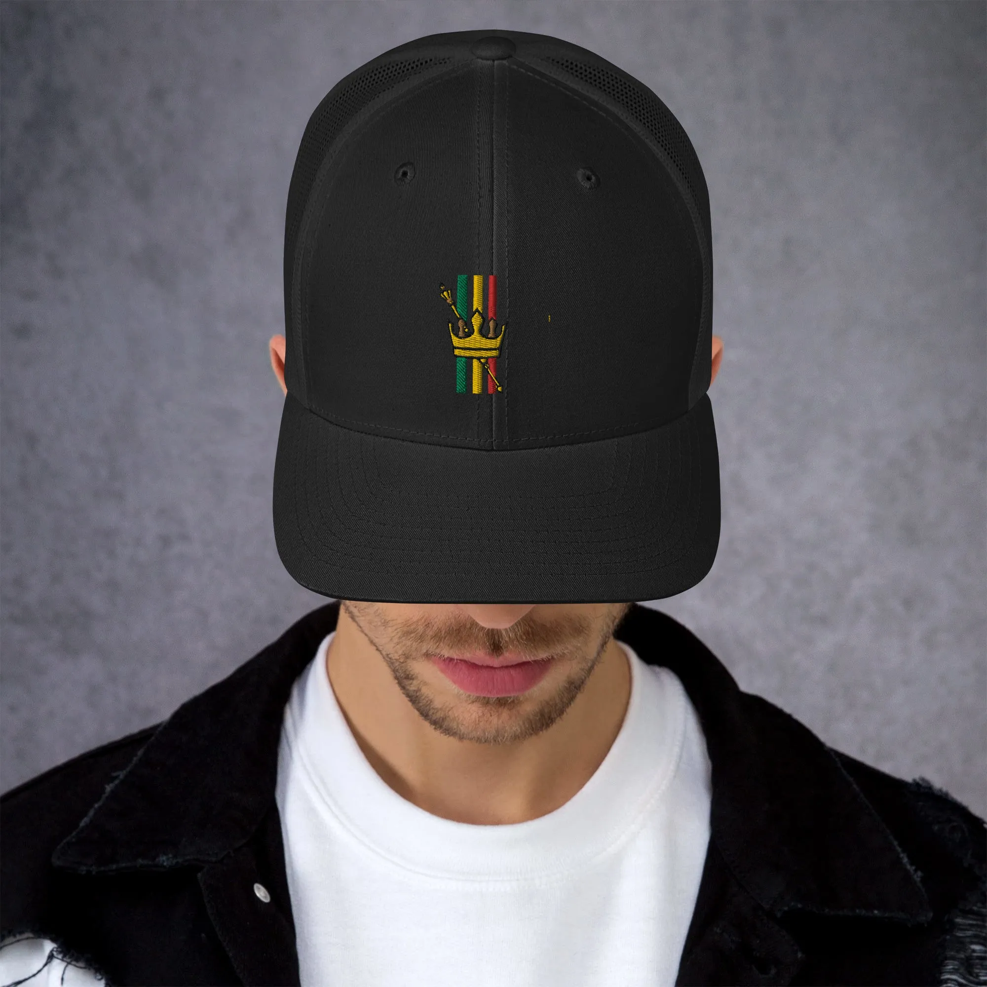 Ras colors and crown with scepter Trucker Cap